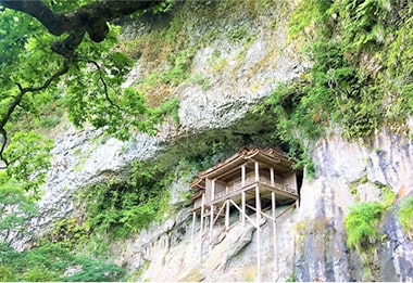 三徳山三佛寺 投入堂